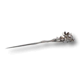 artefact delicate-hatpin